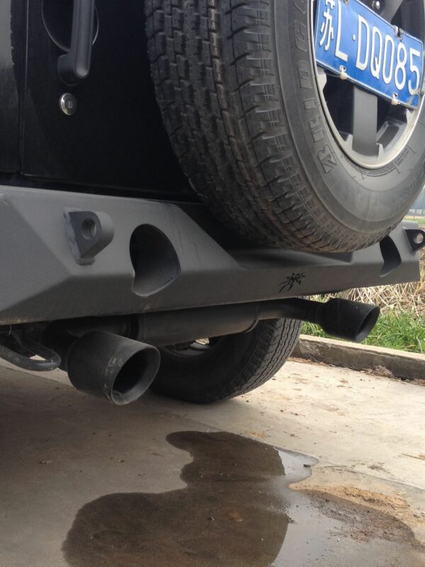 PARACHOQUE TRASERO FIERRO WRANGLER JK 07-18 LANTSUN - Imagen 3