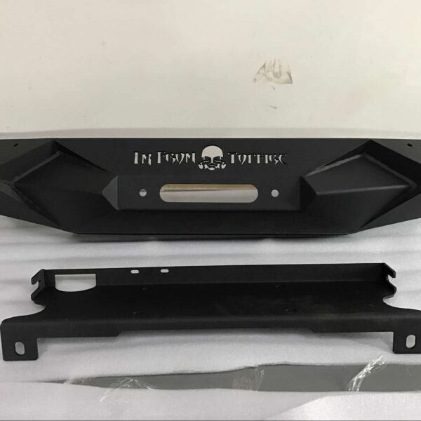 PARACHOQUE DELANTERO TIPO ANGRY WRANGLER JK 07-18 LANTSUN