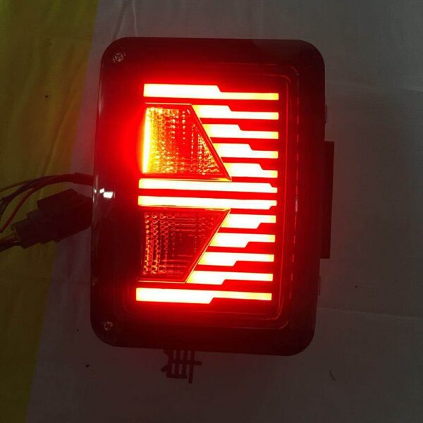 JUEGO FAROLES TRASEROS WRANGLER JK 07-18 LANTSUN - Imagen 3