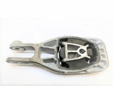 SOPORTE MOTOR CENTRAL TRASERO TRACKER 1.8 AUTOMATICA 13-16 ORIGINAL