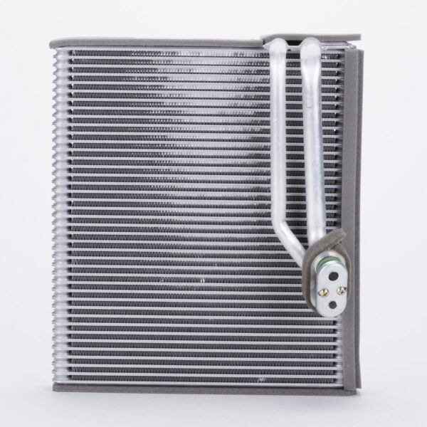 CONDENSADOR A/C WRANGLER JK 3.8 V6 07-11 TYC - Imagen 3