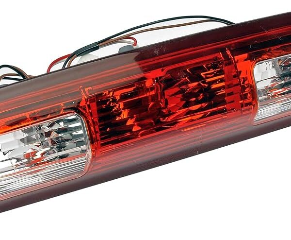 TERCERA LUZ DE FRENO RAM 1500-2500 09-23 DORMAN