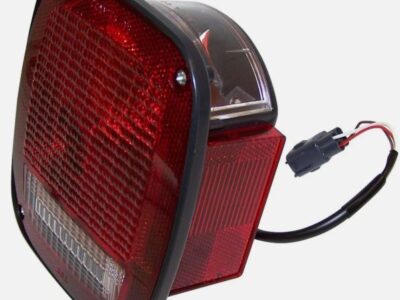 FAROL TRASERO IZQUIERDO WRANGLER TJ 98-06 CROWN